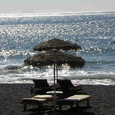 Kasteli * Perissa (Santorini)